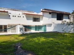 Casa en Colinas de Santa Fe, Xochitepec.