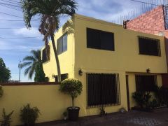 House en Lomas de Cortés, Cuernavaca.